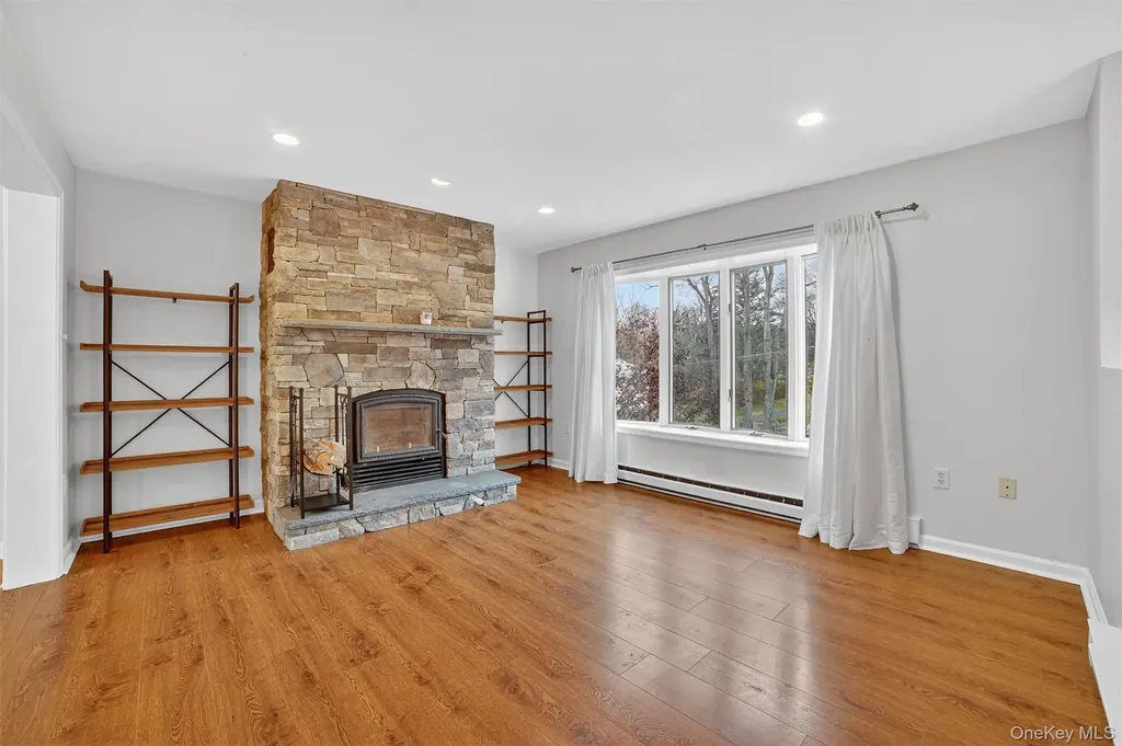 7 Richard Road Mahopac NY 10541