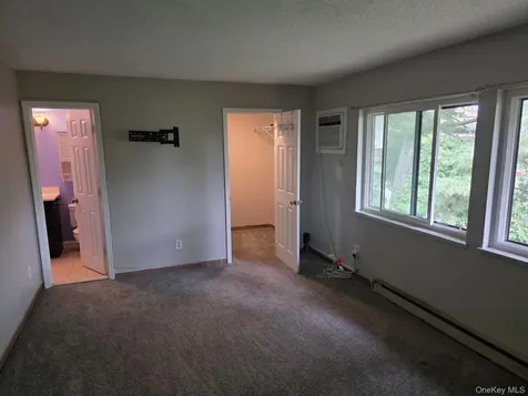 4 Hudson Heights Drive Poughkeepsie NY 12601