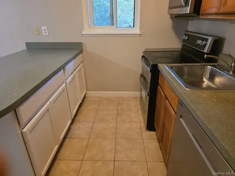 4 Hudson Heights Drive Poughkeepsie NY 12601
