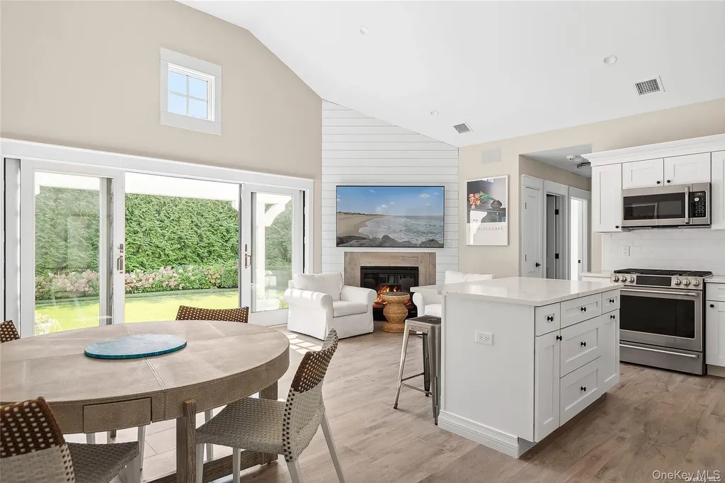 13 Beach Lane Westhampton Beach NY 11978