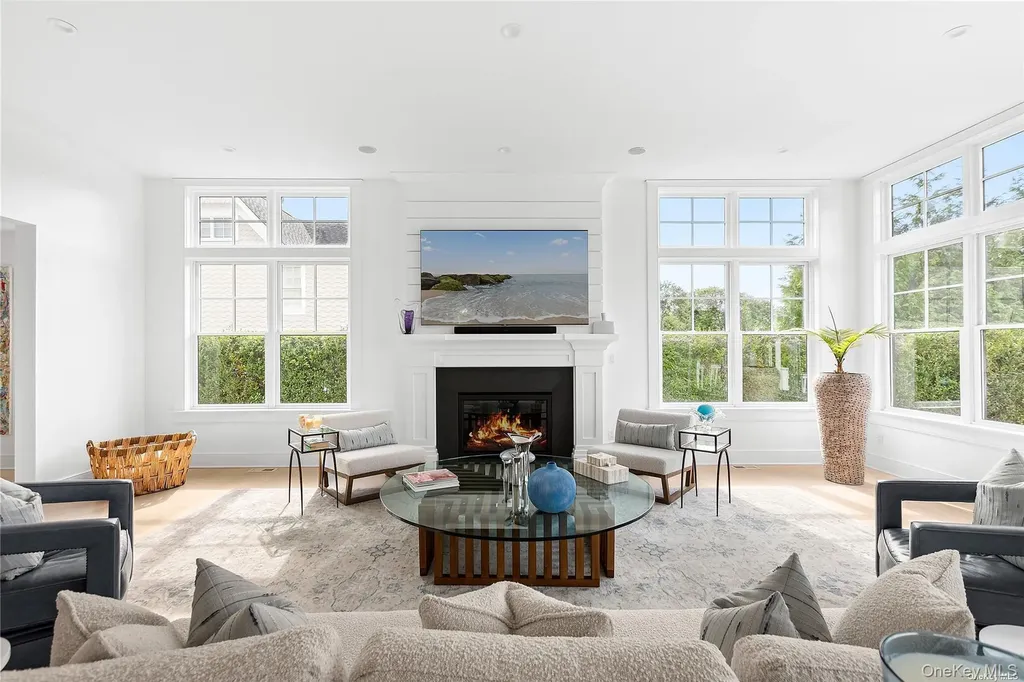 13 Beach Lane Westhampton Beach NY 11978