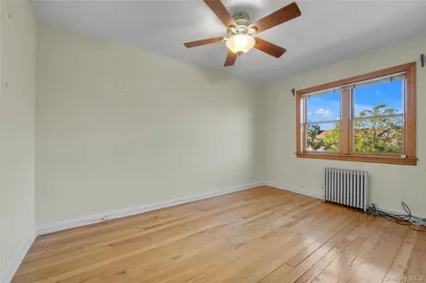 4713 215th Street Bayside NY 11361