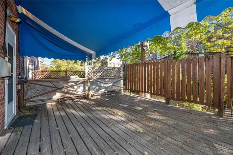 4713 215th Street Bayside NY 11361