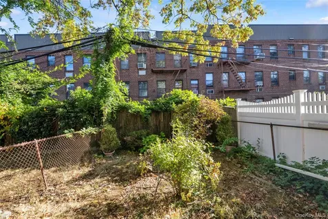 4713 215th Street Bayside NY 11361