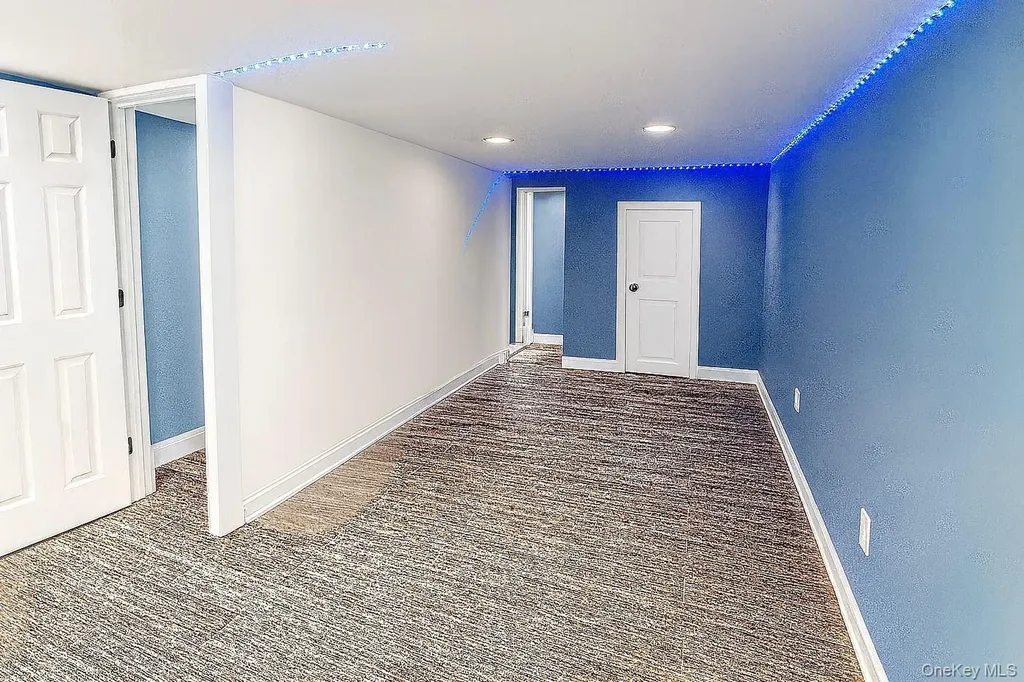 14 Parsons Drive Hempstead NY 11550