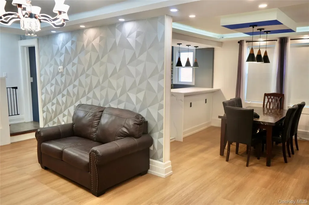 14 Parsons Drive Hempstead NY 11550