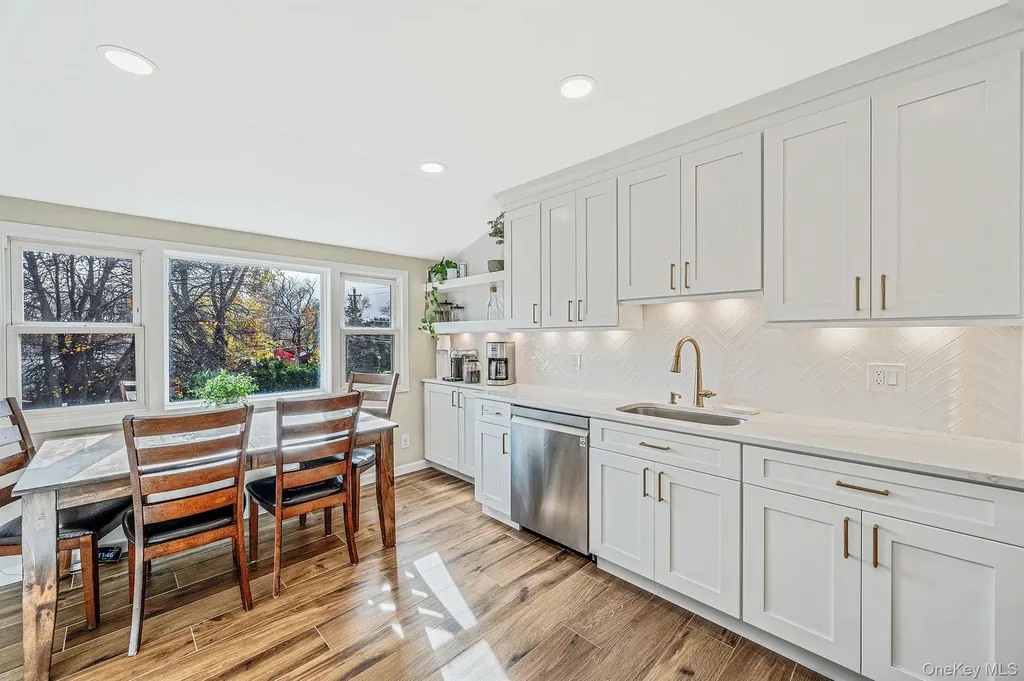 4 Lehigh Drive Smithtown NY 11787