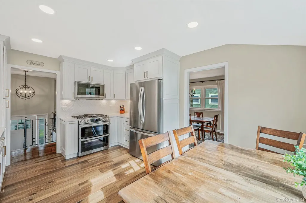 4 Lehigh Drive Smithtown NY 11787