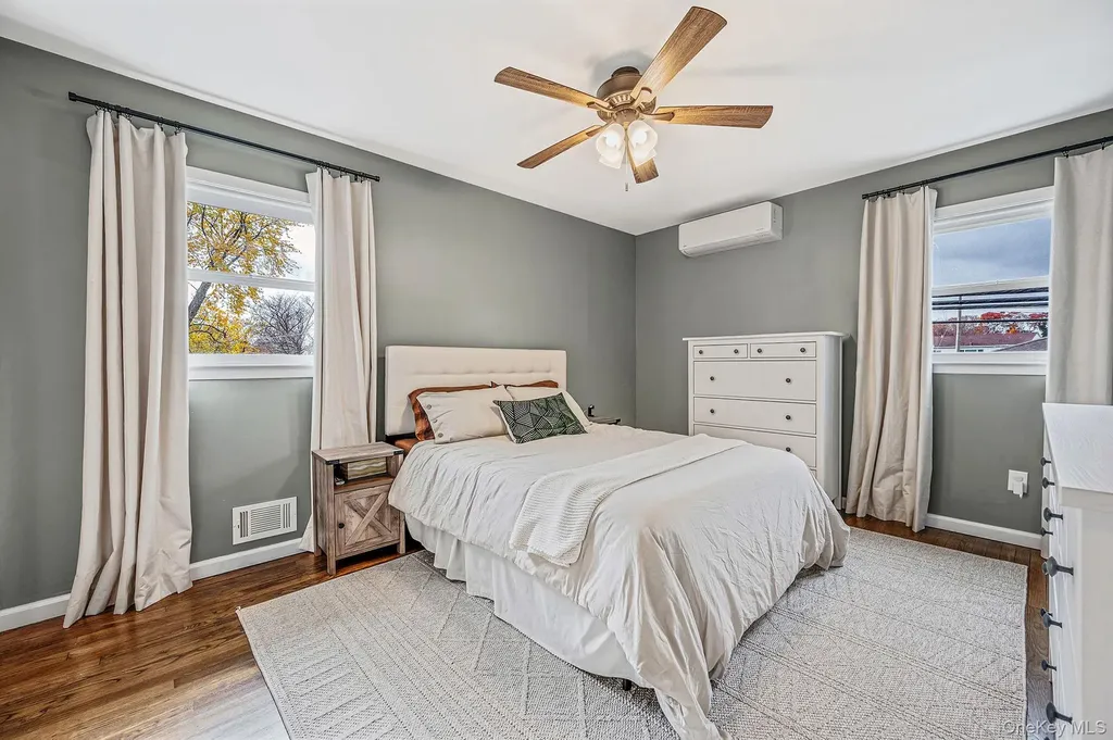 4 Lehigh Drive Smithtown NY 11787