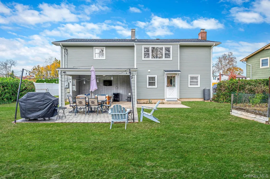 4 Lehigh Drive Smithtown NY 11787