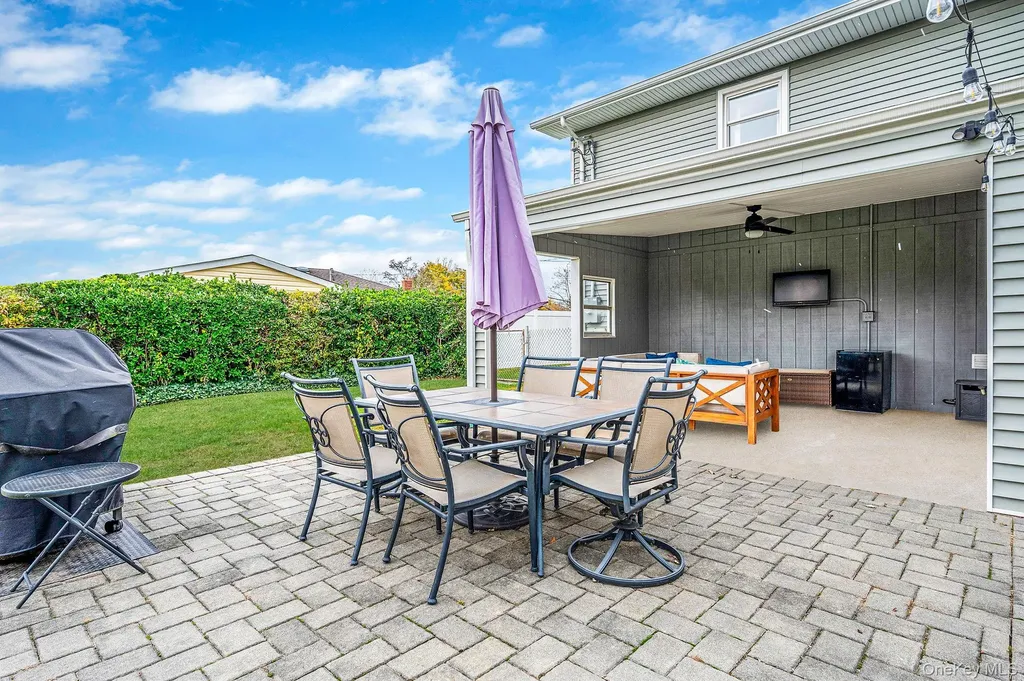 4 Lehigh Drive Smithtown NY 11787