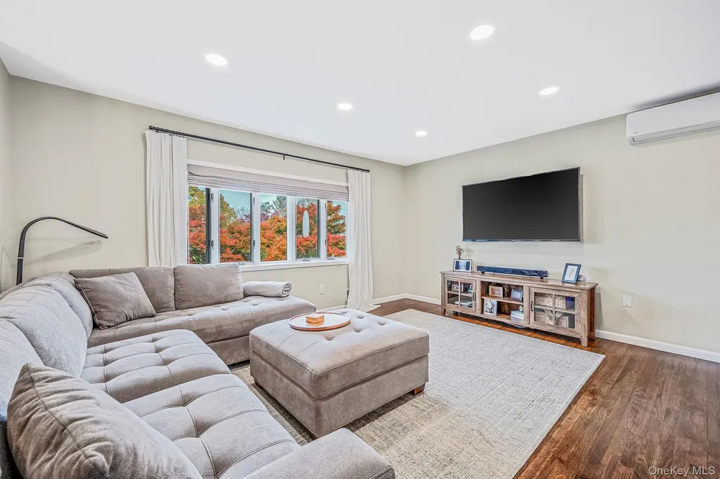 4 Lehigh Drive Smithtown NY 11787