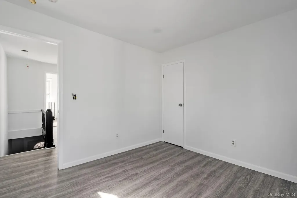 87 Winnikee Avenue Poughkeepsie NY 12601
