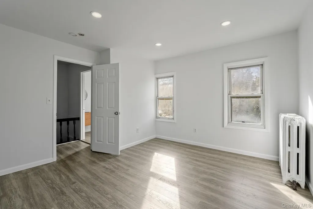 87 Winnikee Avenue Poughkeepsie NY 12601