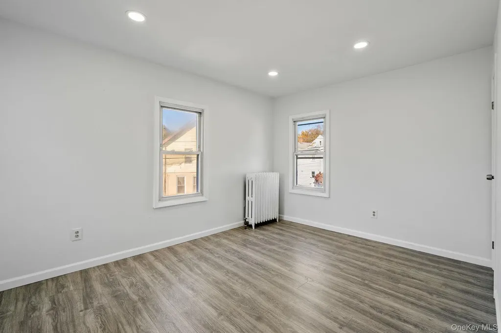 87 Winnikee Avenue Poughkeepsie NY 12601