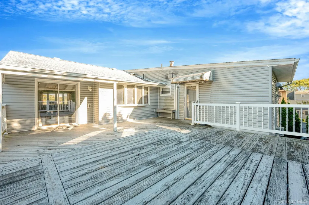 2864 Eastern Boulevard Baldwin NY 11510