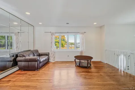 2864 Eastern Boulevard Baldwin NY 11510