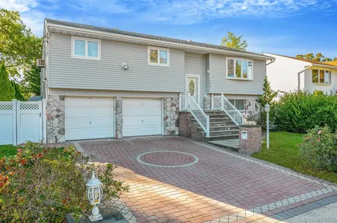2864 Eastern Boulevard Baldwin NY 11510