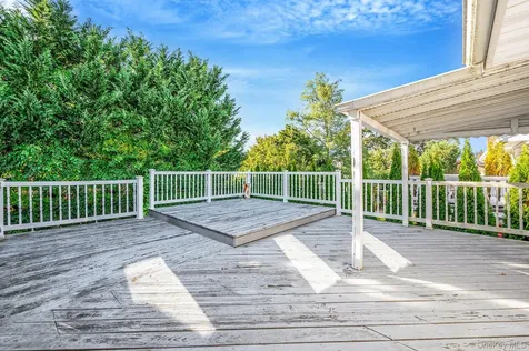 2864 Eastern Boulevard Baldwin NY 11510