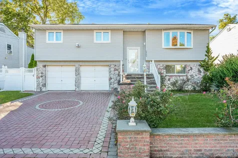 2864 Eastern Boulevard Baldwin NY 11510