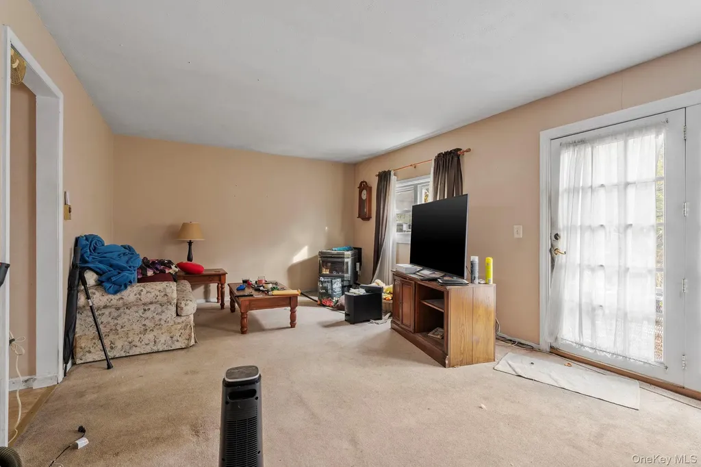 24 Russet Road Poughkeepsie NY 12601