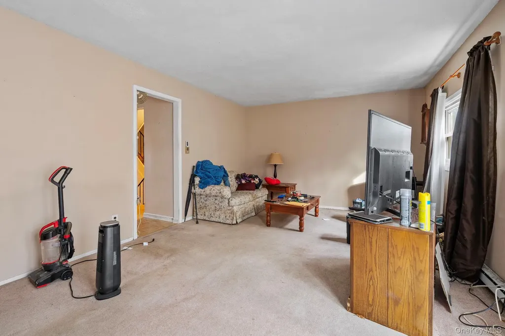 24 Russet Road Poughkeepsie NY 12601