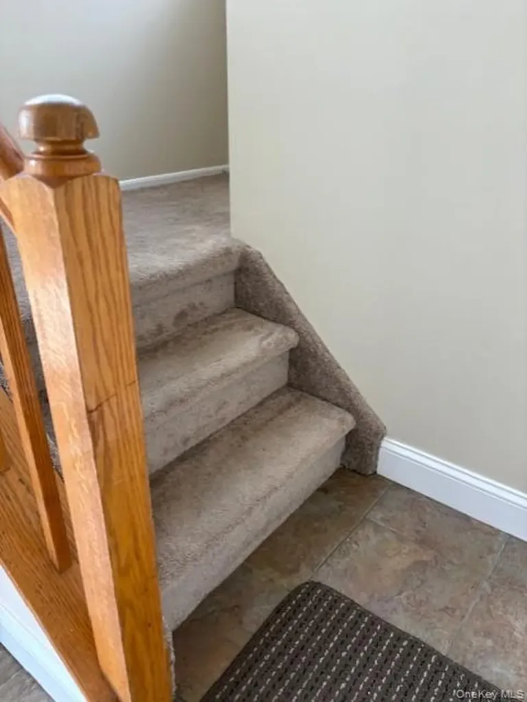 23 Broadlawn Drive Central Islip NY 11722