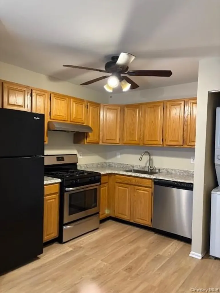 23 Broadlawn Drive Central Islip NY 11722