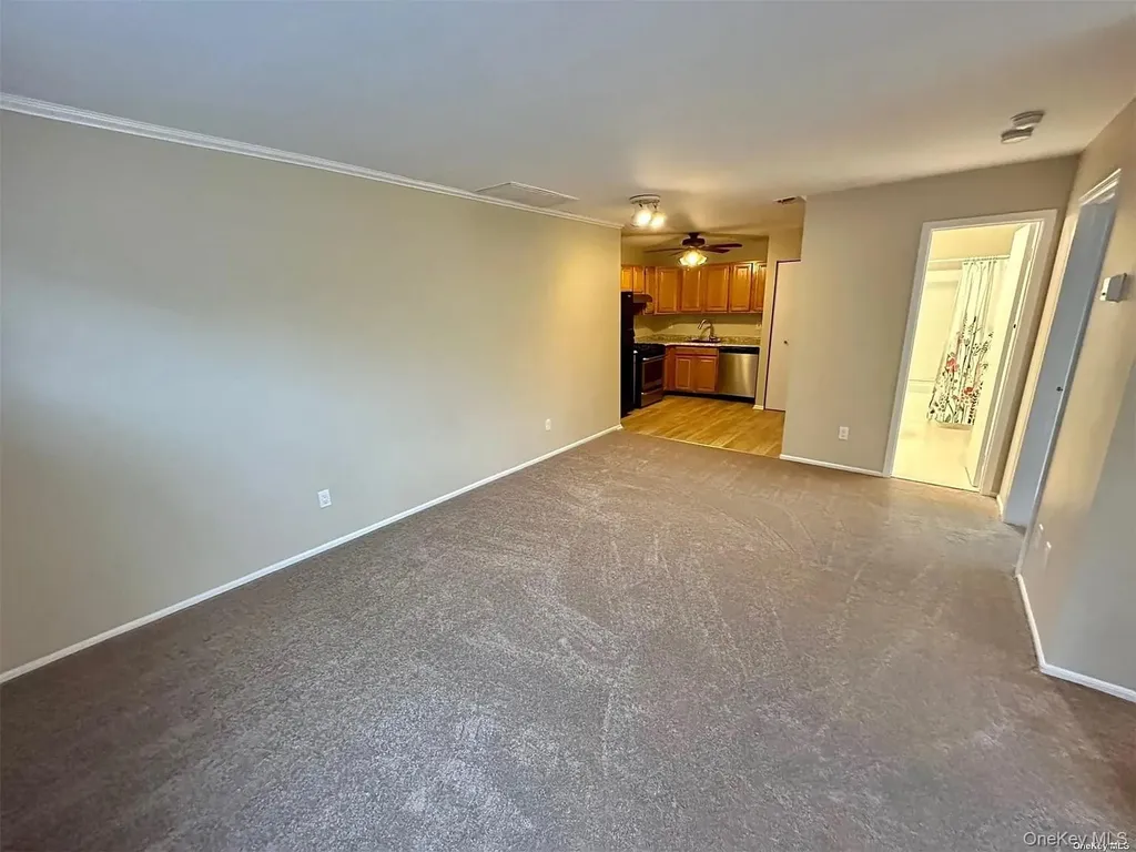 23 Broadlawn Drive Central Islip NY 11722