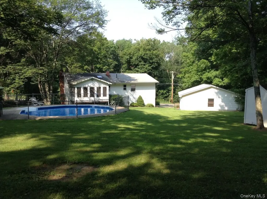 2539 Route 44-55 Gardiner NY 12525