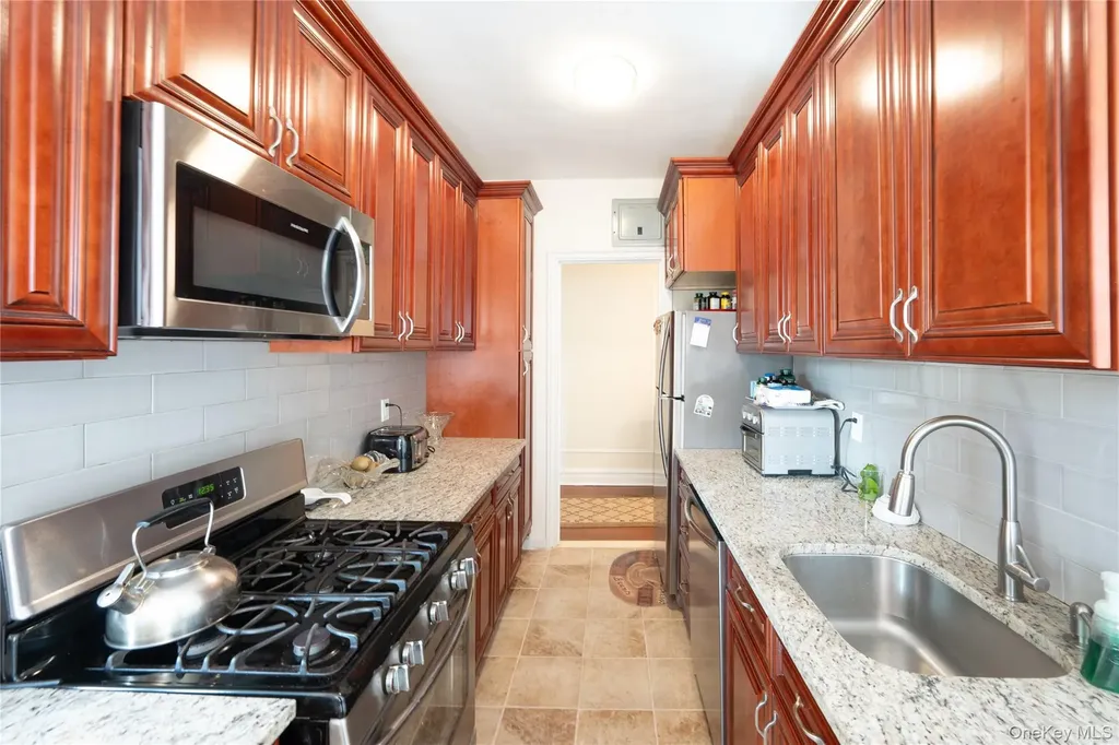 1468 Midland Avenue Bronxville NY 10708