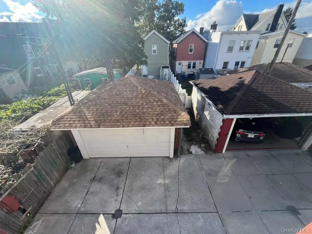 7832 87th Avenue Woodhaven NY 11421