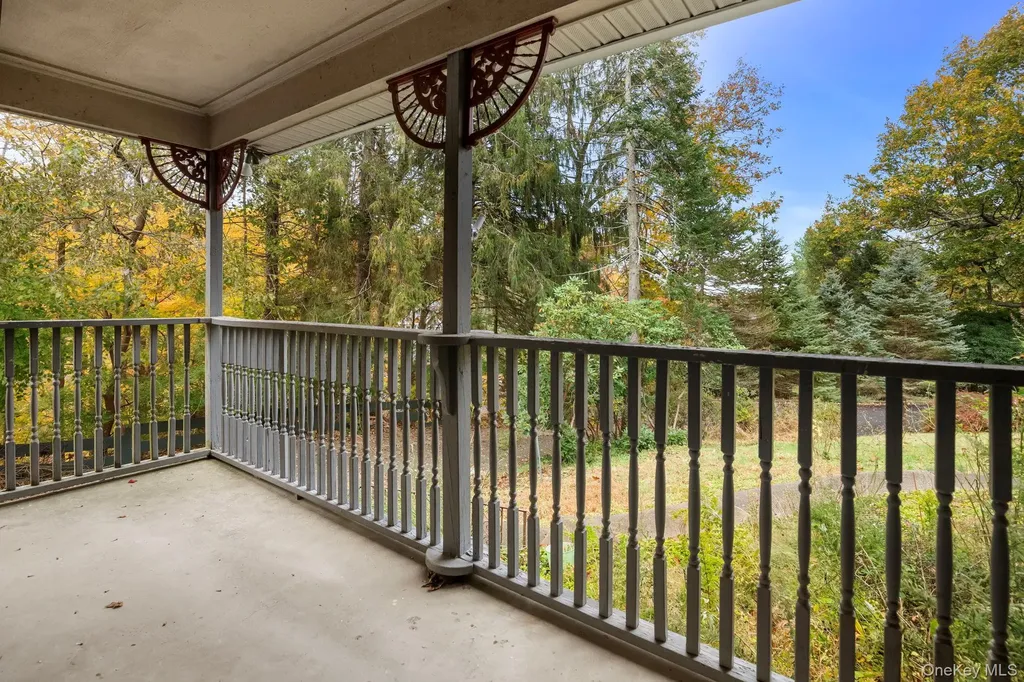 2 Redding Lane Mahopac NY 10541