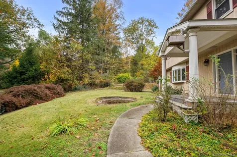 2 Redding Lane Mahopac NY 10541