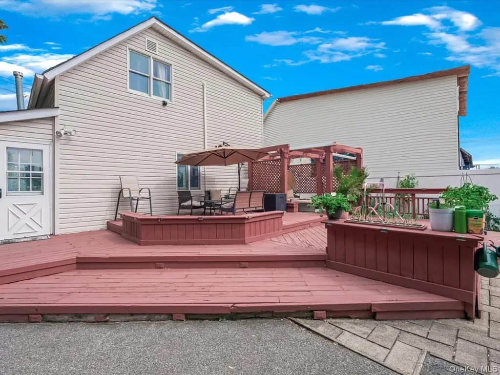 2782 Central Avenue Baldwin NY 11510
