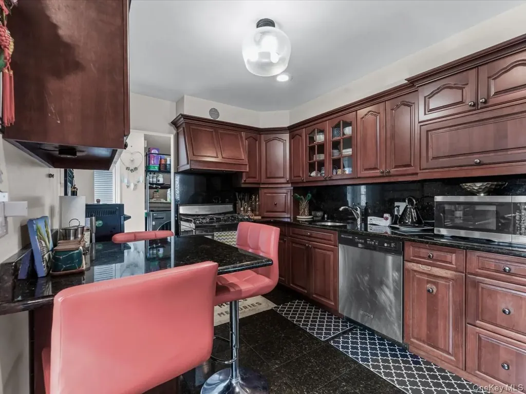 2782 Central Avenue Baldwin NY 11510
