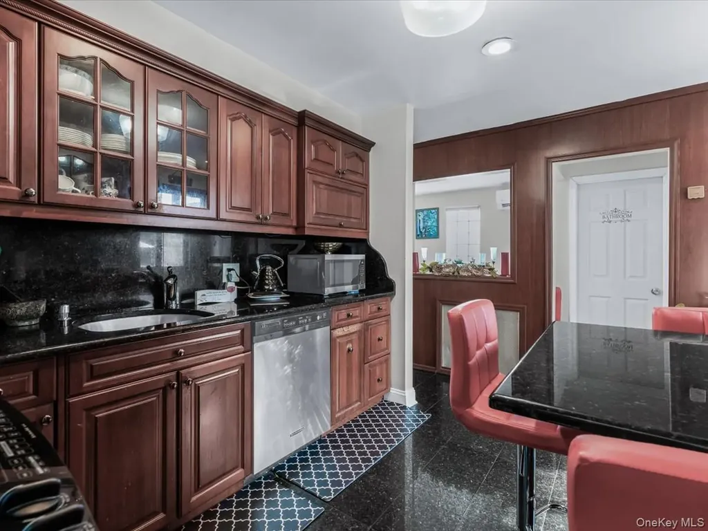 2782 Central Avenue Baldwin NY 11510