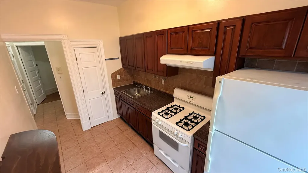 794 Lincoln Place Brooklyn NY 11216