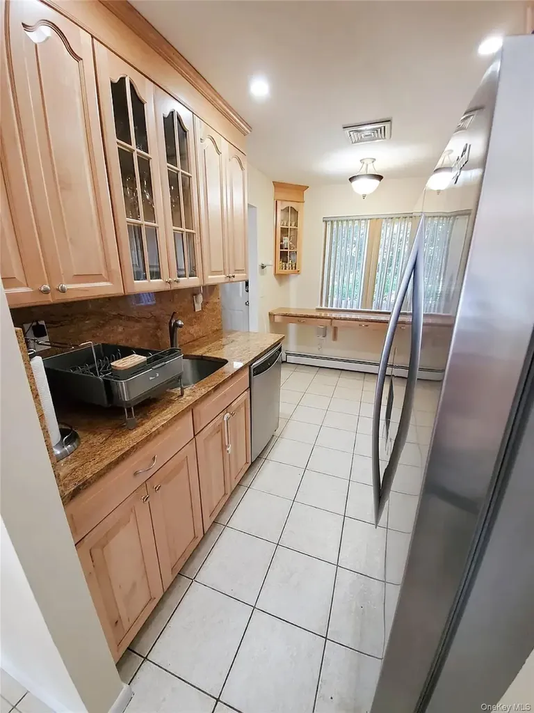 66 Leroy Avenue Valhalla NY 10595