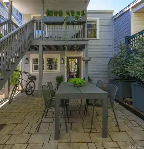 238 Allen Street Hudson NY 12534