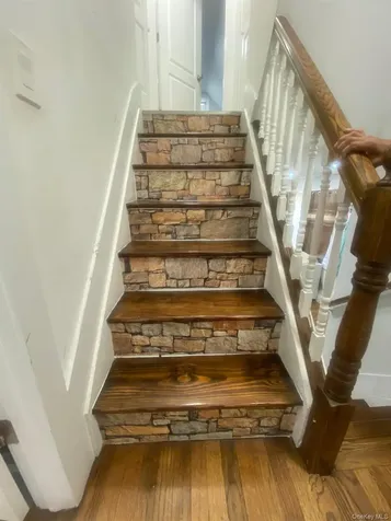 1452 Peters Boulevard Bay Shore NY 11706