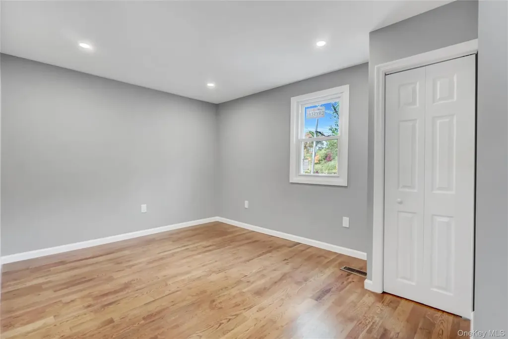 239 Bayview Avenue East Patchogue NY 11772