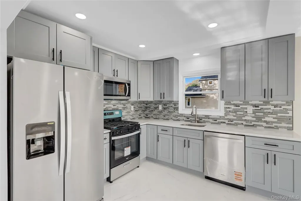 239 Bayview Avenue East Patchogue NY 11772