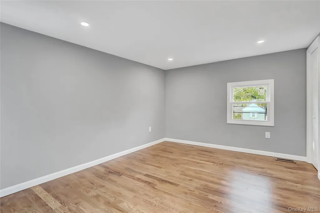 239 Bayview Avenue East Patchogue NY 11772