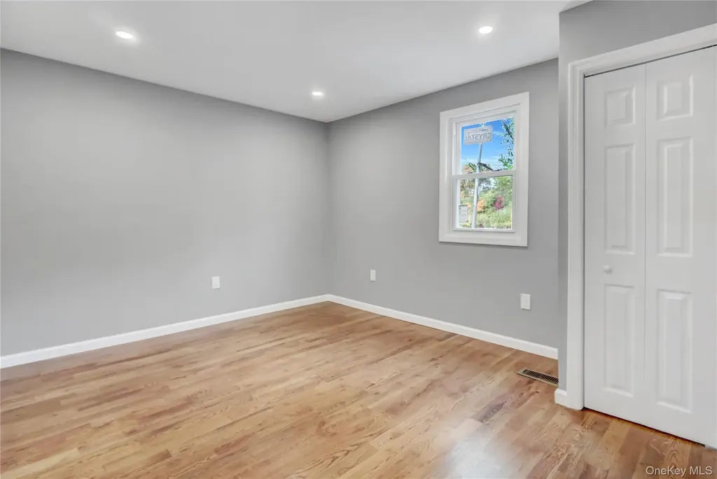 239 Bayview Avenue East Patchogue NY 11772