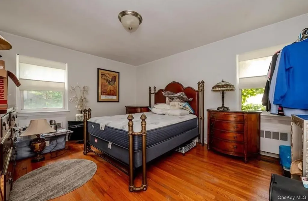 365 E Walnut Street Long Beach NY 11561