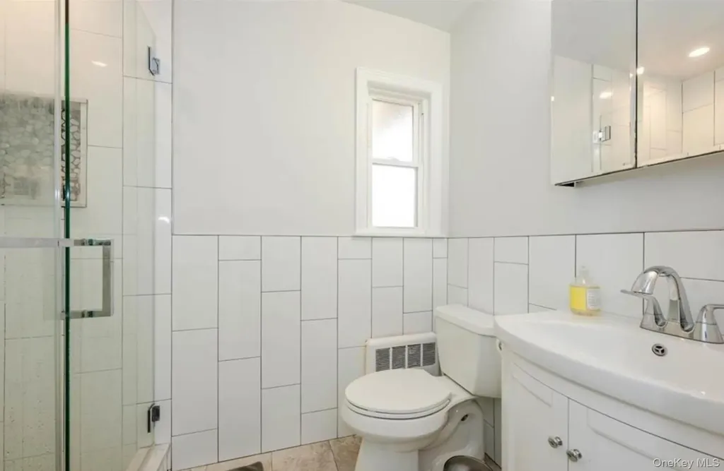 365 E Walnut Street Long Beach NY 11561