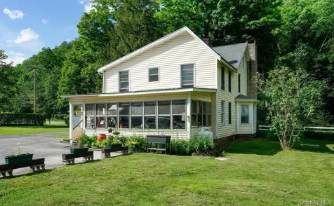 5973 State Route 28 Phoenicia NY 12464