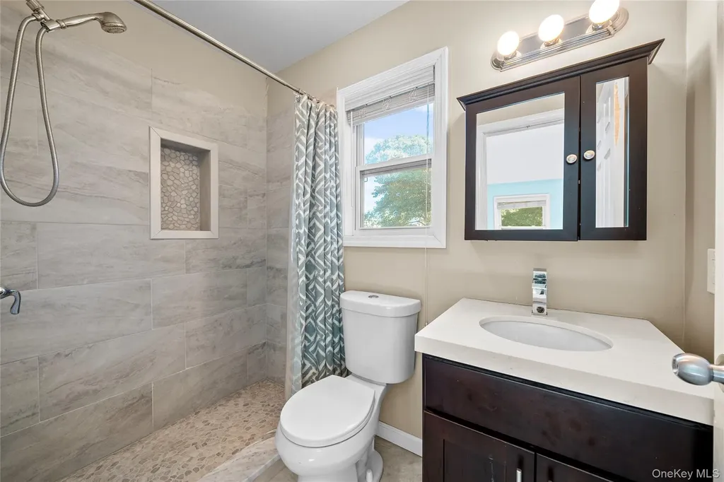 80 Prince Road Rocky Point NY 11778