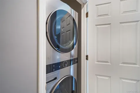 12 Edwin Street Bay Shore NY 11706